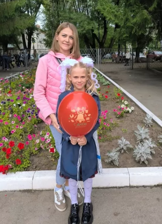 Куянова Татьяна с дочкой Ариной.jpg Куянова Татьяна с дочкой Ариной.jpg